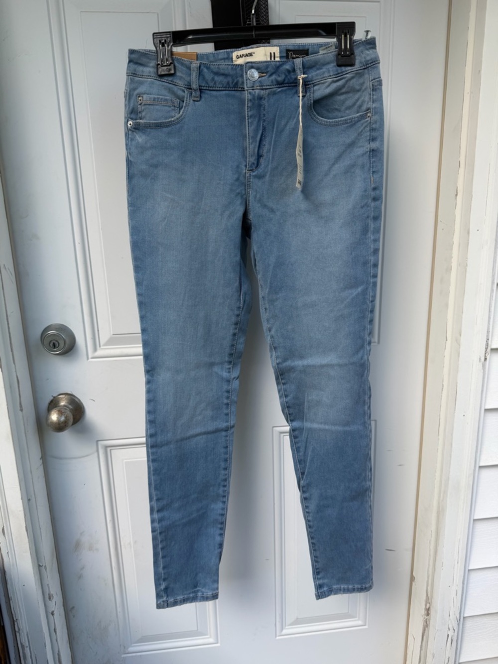 Garage Light Wash Women's Skinny Jeans